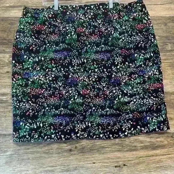 Talbots women’s 24W skirt pastel colors - Picture 1 of 4